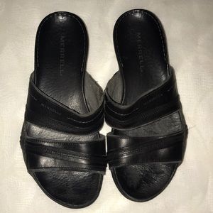 MERRELL SANDAL SLIPPERS SIZE 8